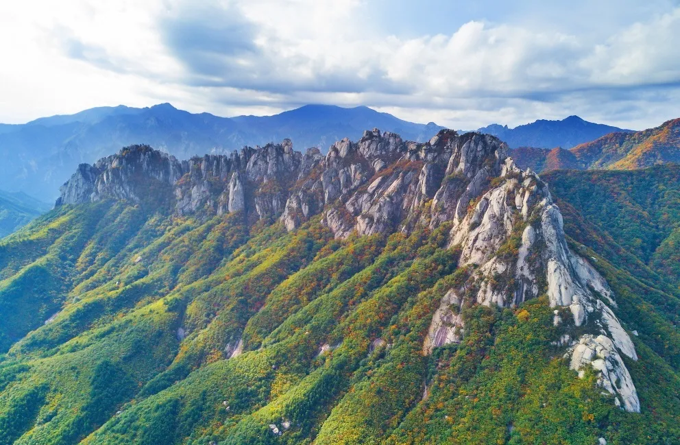 Explore the Natural Wonder of Seoraksan National Park