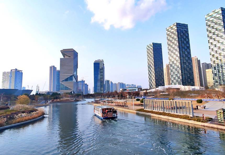 Discover Songdo Central Park: A Modern Oasis in South Korea