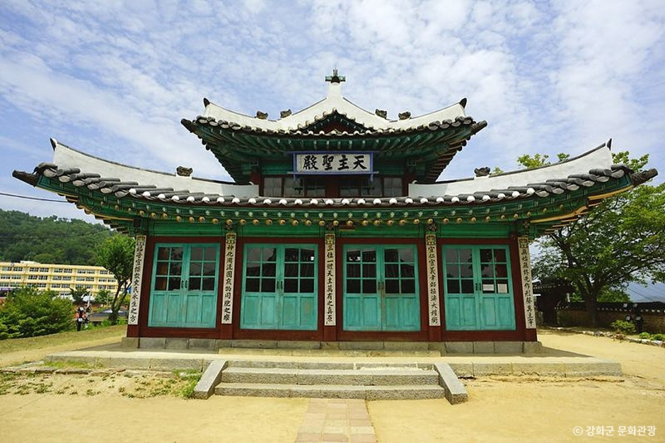 Discover the Charm of Korea’s History with the Ganghwa Old Town Story Walk